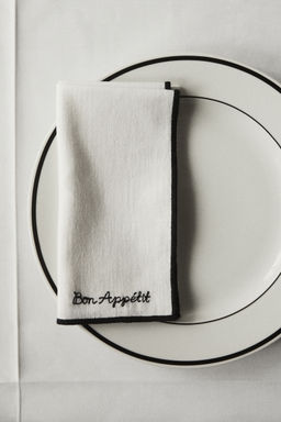 H&M - 2-Pack Porcelain Dinner Plates