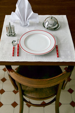 H&M - 2-Pack Porcelain Dinner Plates