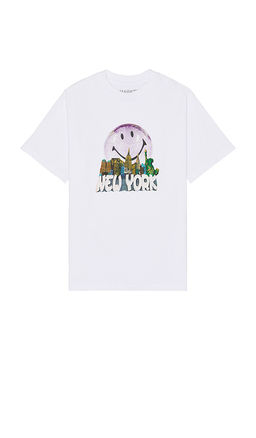 Market - Smiley Snowglobe T-Shirt
