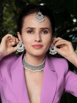 Odette - Gold-Plated Kundan And Moti Studded Choker Set