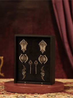 Cosa Nostraa - Royal Talisman Lapel Pin