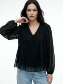 Black color option, Sold out, Currently selected