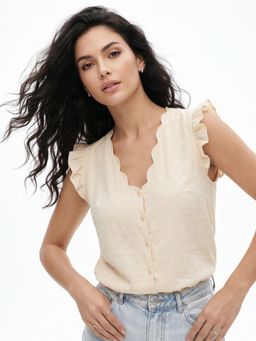 Outzidr - Cream Scallop Neckline Textured Top