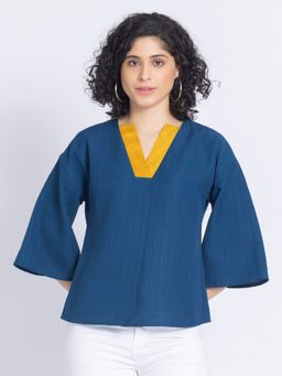SHAYE - V-Neck Blue Solid Three-Quarter Sleeves Casual Top