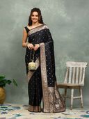 Black color option, Sold out, Currently selected