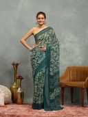 Green color option, Sold out, Currently selected