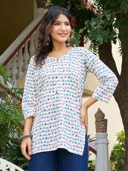 KAFTANIZE - White Short Warli Camel Motif Kurti