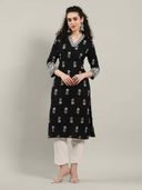 Black color option, Sold out, Currently selected