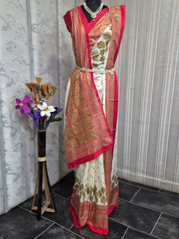 Akhilam - Women Off White Silk Blend Saree with Unstitched Blouse