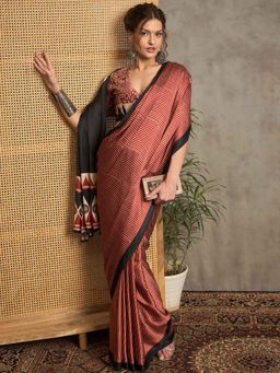 Akhilam - Women Maroon Crepe Saree with Unstitched Blouse