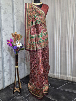 Akhilam - Women Brown Silk Blend Saree with Unstitched Blouse