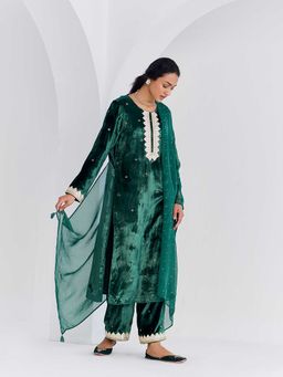 Ancestry - Inaya Green Dupatta