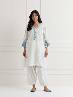 NEMAANI - Off White Embroidered Kurta with Salwar Pant (Set of 2)