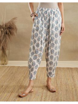 Fabindia - Women White Cotton Abstract Tapered Pant