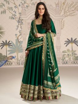 JATRIQQ - Women Green Chinon Embroidered Gown with Dupatta