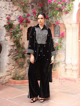 Ajiesh Oberoi - Black Co-Ord (Set of 2)