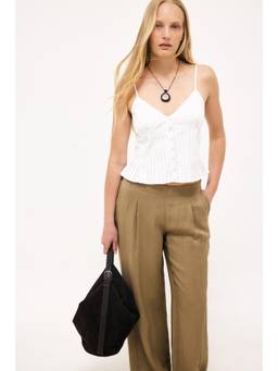 NA-KD - Pintuck Singlet Top-White
