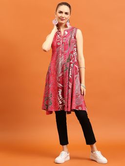 Shree - Women Rayon Pink Floral Printed Short Kurta