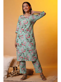 Aurelia - Women Green Floral Print Rayon Co-Ord (Set of 2)