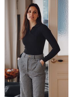 98 Degree North - Black Women Spread Collar Sweater