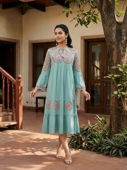 ZUMMER - Embroidered Dress