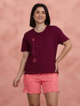 Shyaway - Beet Maroon Decorative Hem Cozy T-Shirt with Shorts