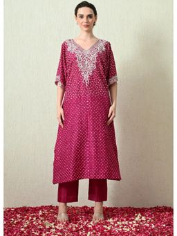 OHH CROW - Magenta V-Neck Embroidered Kaftan and Pant