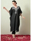 Black color option, Currently selected