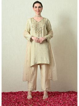 OHH CROW - Butter Ivory V-Neck Embroidered Kurta and Pant with Dupatta