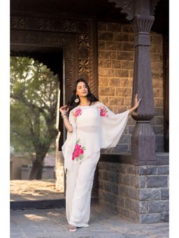 EESHA GUPTA - Gota Embroidered Kurta Set