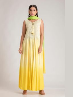 Kahani Lush - Classy Tri-Color Ankle Length Pleated Kurta