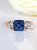 Rose Gold color option, Currently selected