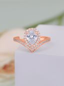 Rose Gold color option, Currently selected