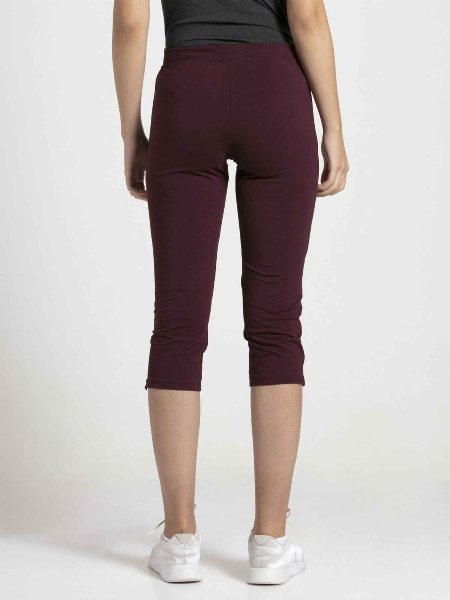 Jockey Wine Tasting Capri Pants 