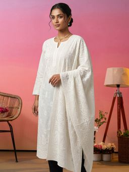 PARAMOUNT CHIKAN - White Hand Embroidered Cotton Chikankari Dupatta