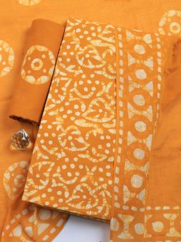 MEENA BAZAAR - Mustard Printed Cotton Unstitched Kurta with Pant and Dupatta