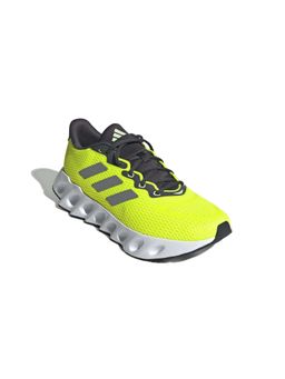 adidas - Men SWITCH RUN M Casual Runner Sneakers
