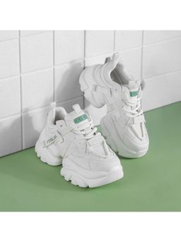 FILA - Women Casual Off White Sneakers