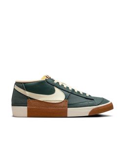Nike - Men Blazer Low Pro Club Bts Nsw Basketball Sneakers
