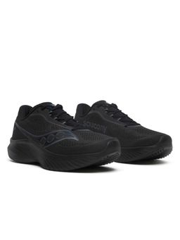 Saucony - Men Kinvara 15 Pwrrun+ Triple Black Sneakers