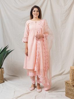 Naaz By Noor - Cinnamon Peach Kurta With Pant And Dupatta (Set of 3)