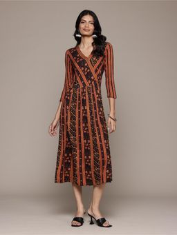 Aarke Ritu Kumar - Women Black Jahanara Floral Printed Midi Dress