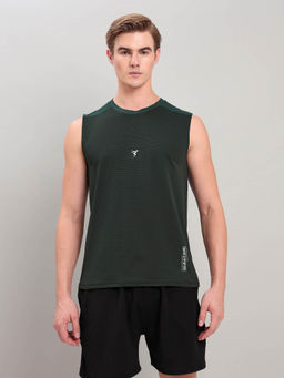 Technosport - Men Green Solid Slim Fit Round Neck Sports Tank Top with Elastic Lite