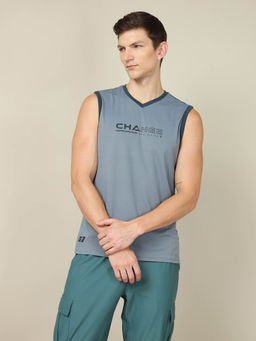 Technosport - Men Grey Colorblock Slim Fit V Neck Sports Tank Top with Techno cool+