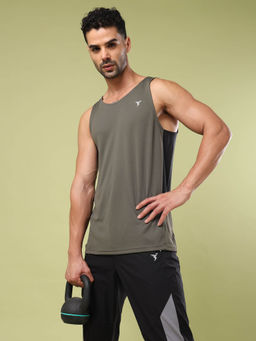 Technosport - Men Olive Solid Slim Fit Round Neck Sports Tank Top with Techno cool+