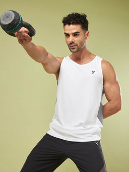Technosport - Men White Solid Slim Fit Round Neck Sports Tank Top with Techno cool+