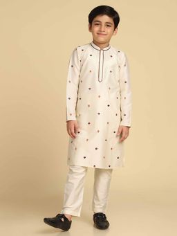 KISAH - Off White Embroidered Kurta and Pyjama (Set of 2)