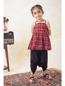 Red color option, Sold out, Currently selected