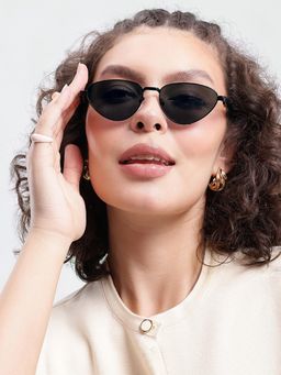 Twenty Dresses by Nykaa Fashion - Uv Protected Lens Black Sunglasses