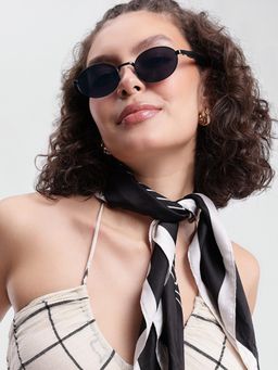 Twenty Dresses by Nykaa Fashion - Uv Protected Lens Black Sunglasses